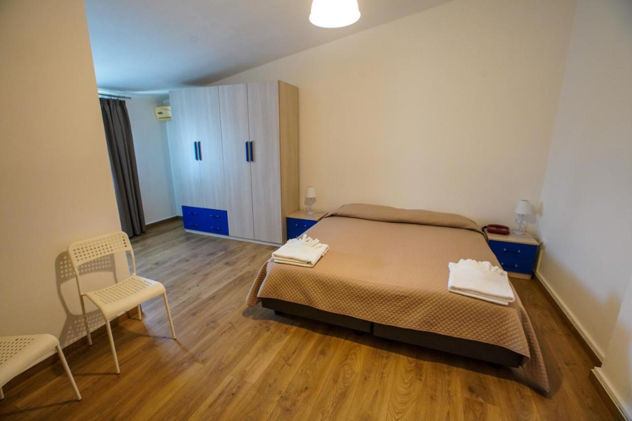 Hotel Murgia Сантерамо ин Коле Екстериор снимка