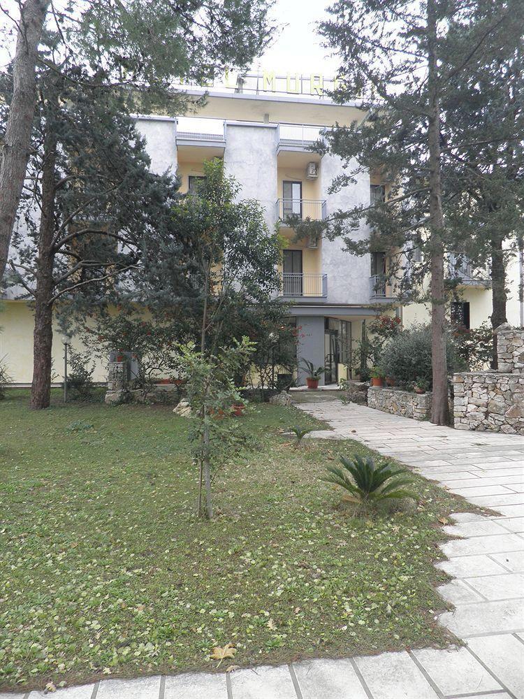 Hotel Murgia Сантерамо ин Коле Екстериор снимка